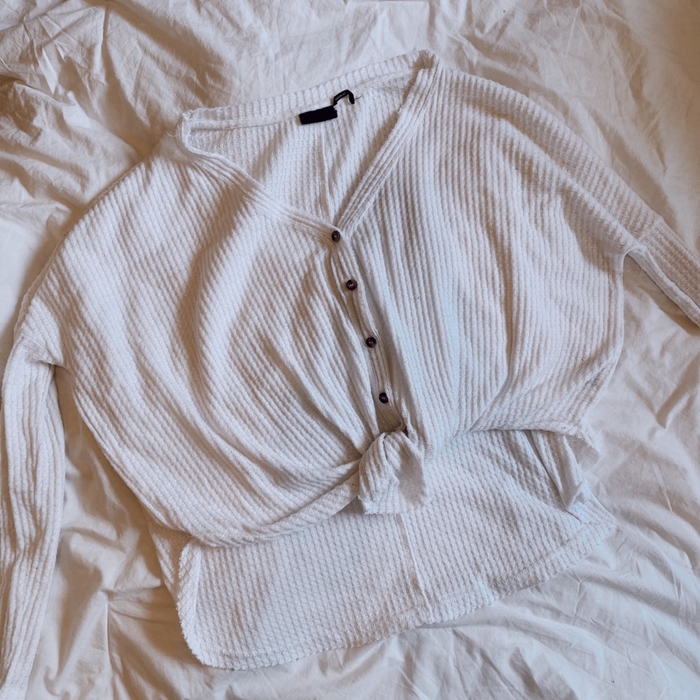 White thermal top